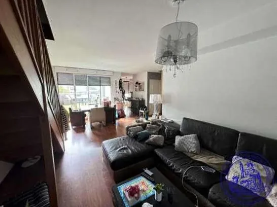 Appartement T4 en duplex avec terrasse et garage à Dijon - Vente aux enchères 