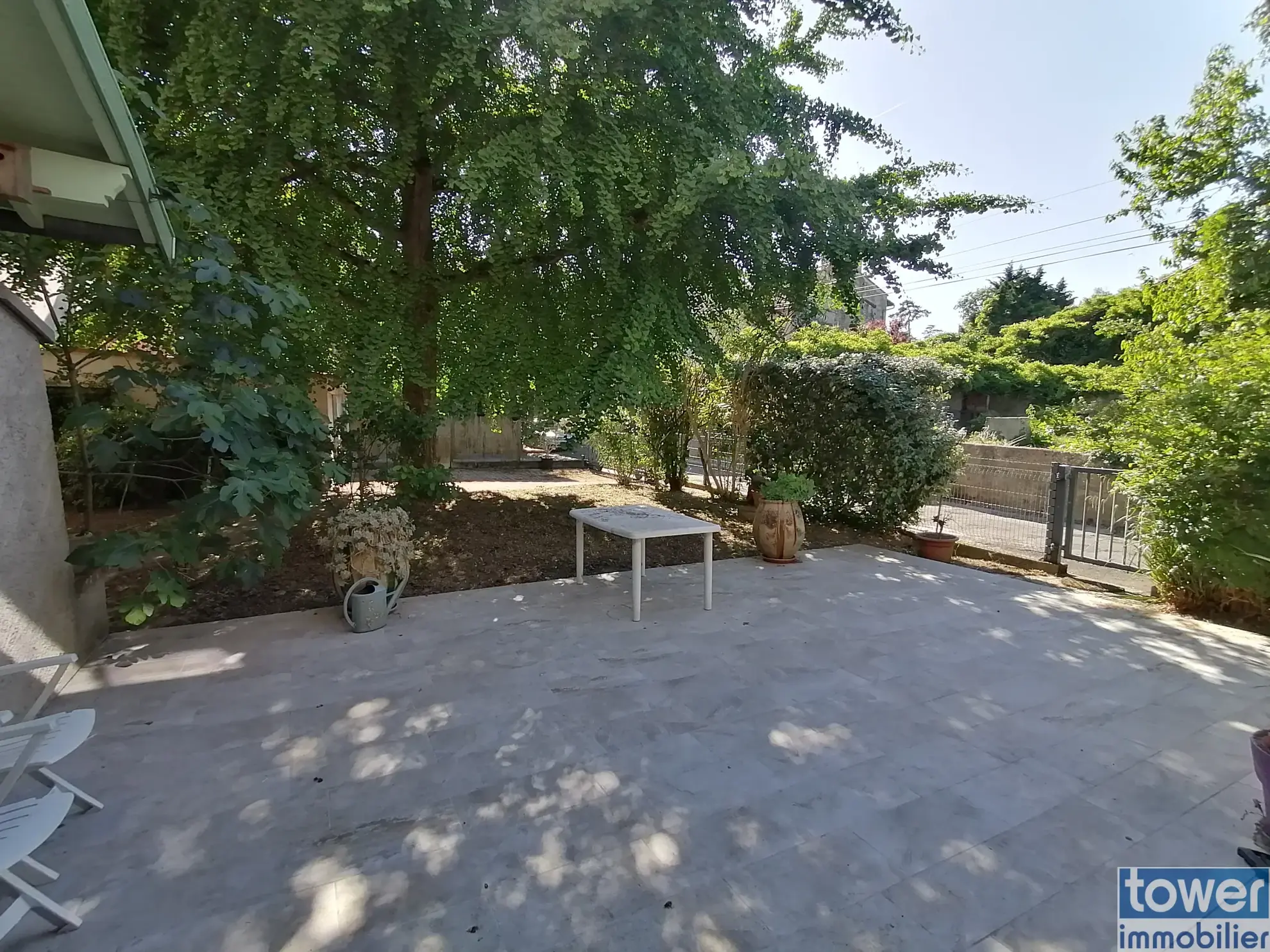 Maison 4 chambres de 150 m² à Montech, jardin privé, double garage, environnement calme et privilégié 