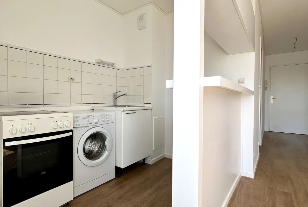 Appartement 1 pièce de 23 m² à Bordeaux secteur Bergonié 