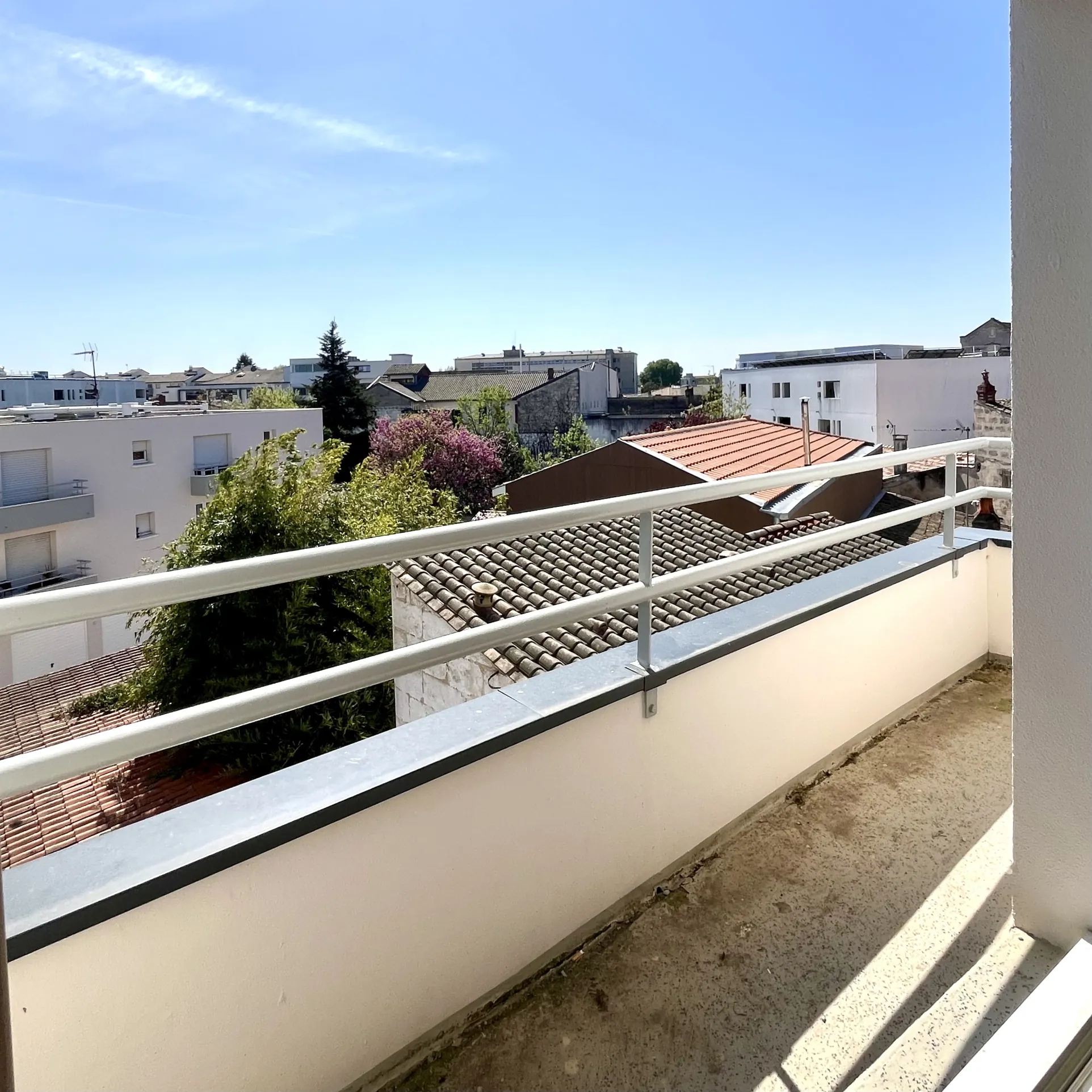 Appartement 1 pièce de 23 m² à Bordeaux secteur Bergonié 