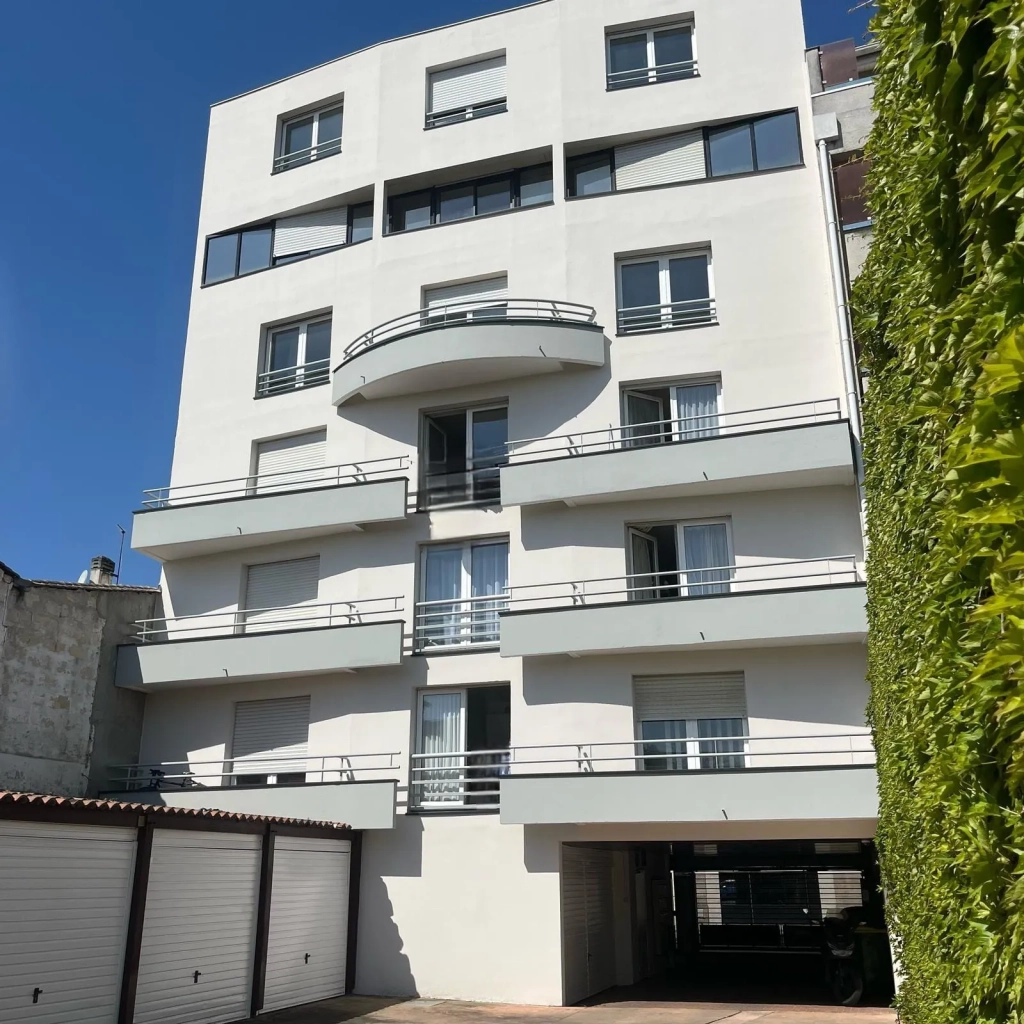 Appartement 1 pièce de 23 m² à Bordeaux secteur Bergonié