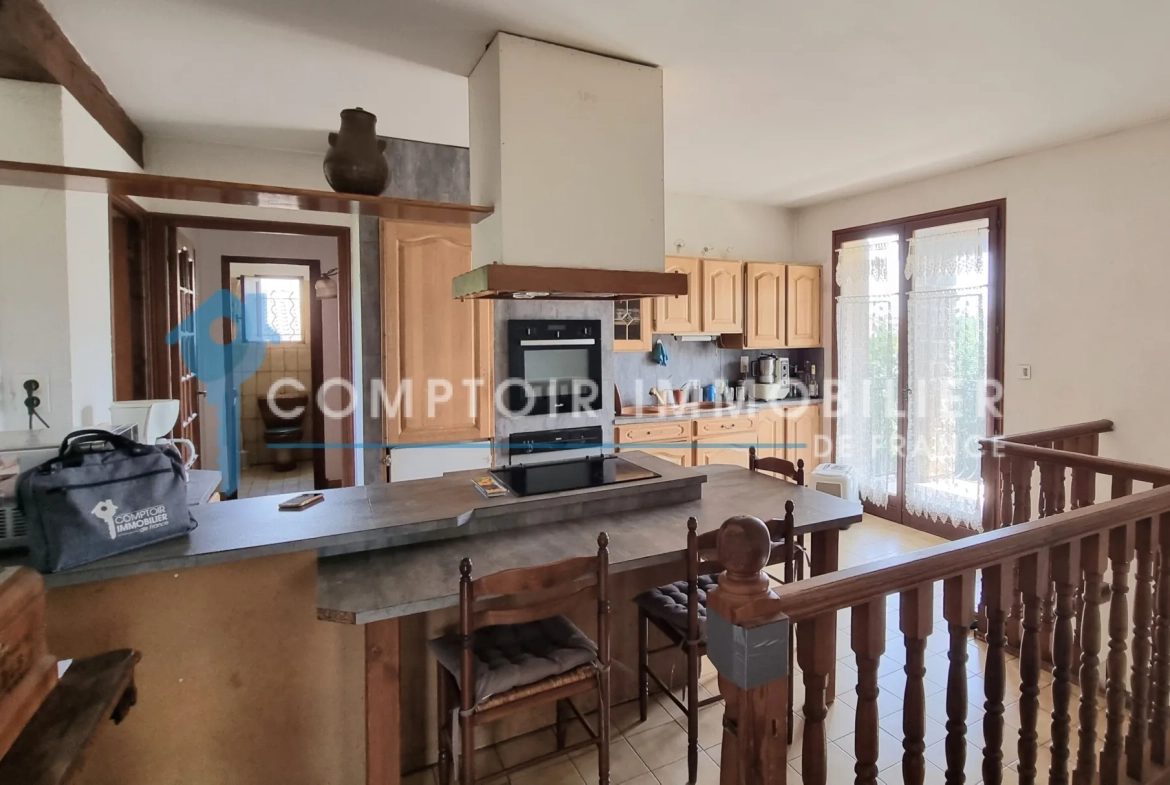 Maison à vendre à Ales (85 m², secteur Le Rieu, piscine, jardin 660 m²) 
