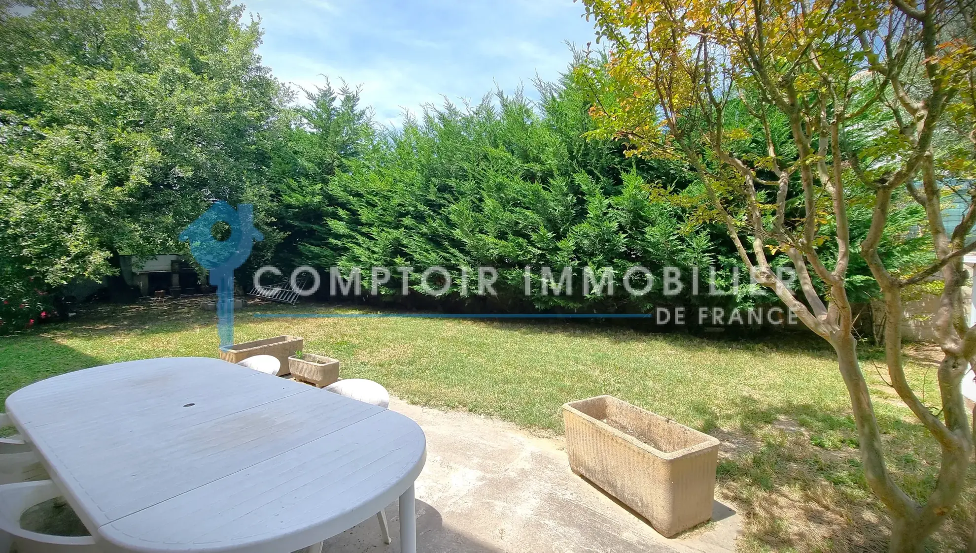 Maison à vendre à Ales (85 m², secteur Le Rieu, piscine, jardin 660 m²) 