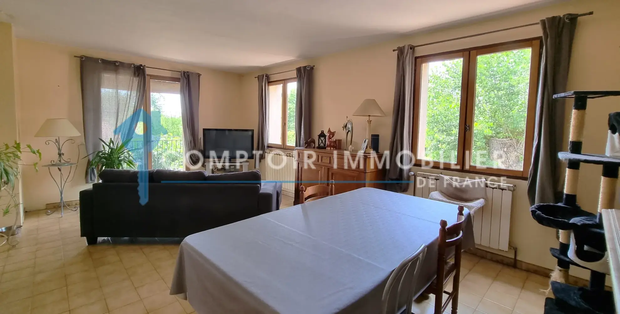Maison à vendre à Ales (85 m², secteur Le Rieu, piscine, jardin 660 m²) 