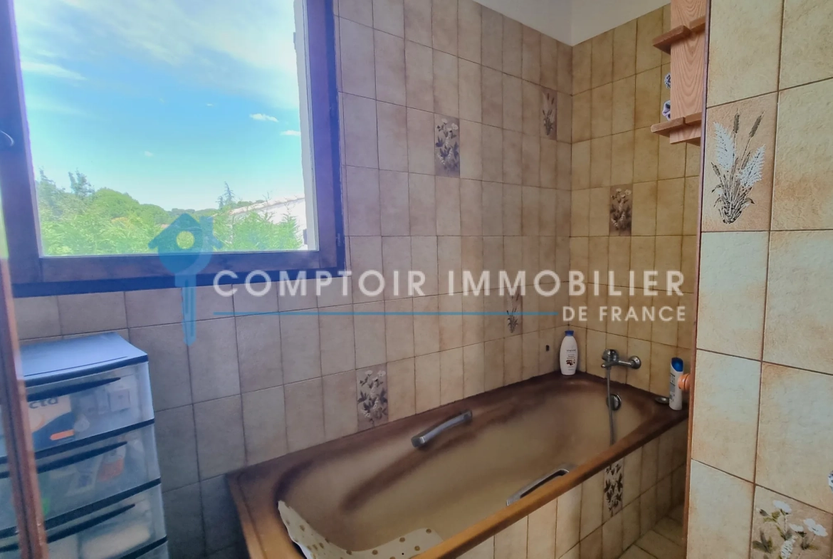 Maison à vendre à Ales (85 m², secteur Le Rieu, piscine, jardin 660 m²) 