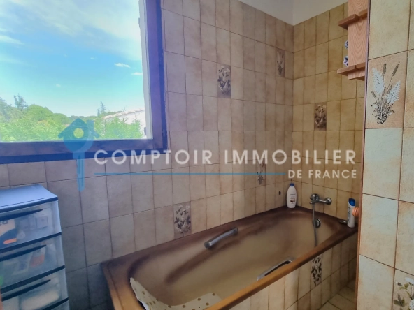 Maison à vendre à Ales (85 m², secteur Le Rieu, piscine, jardin 660 m²) 