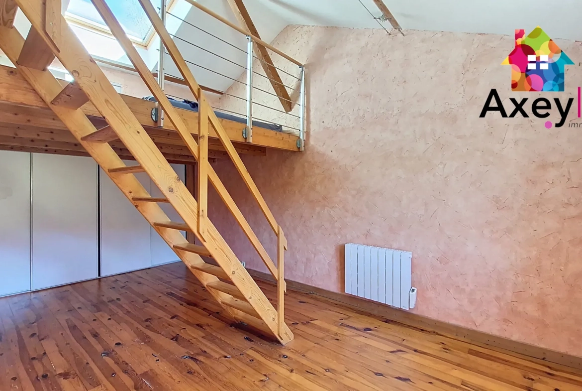 À vendre maison 4 chambres avec terrain et piscine à Chauffailles 