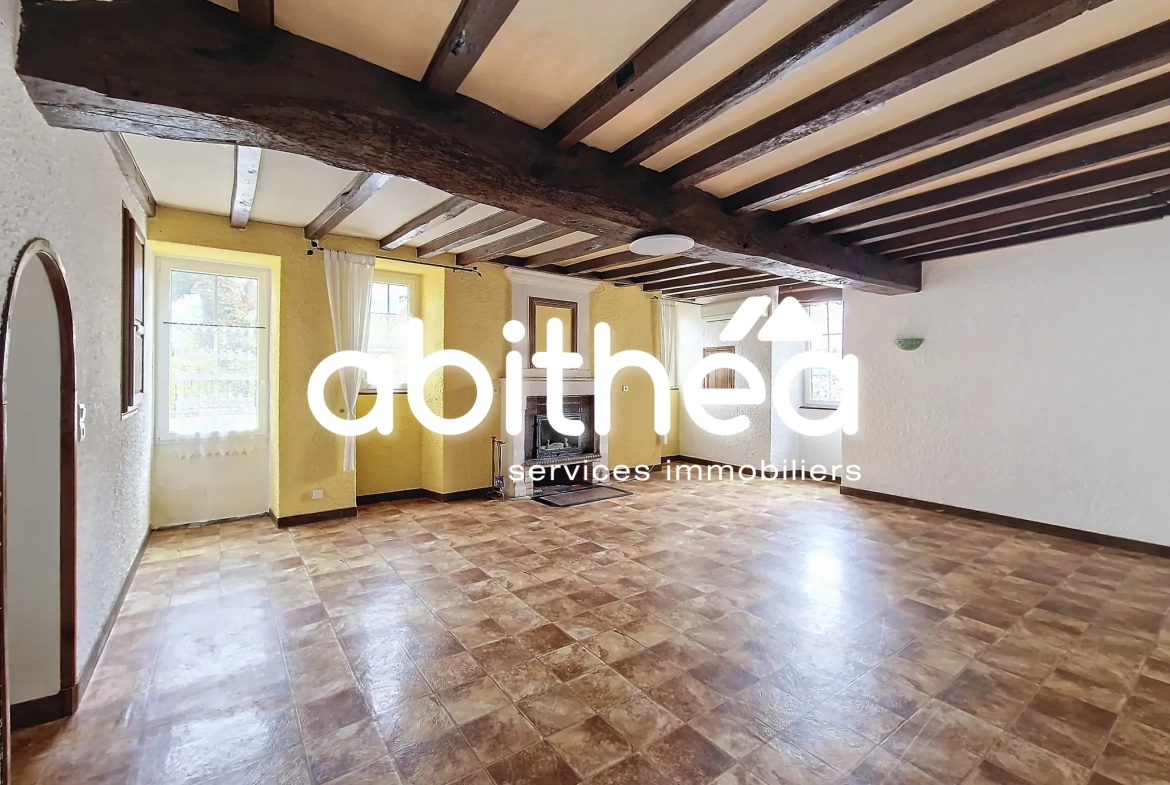 Maison de village rénovée avec 4 chambres, terrasse et chauffage pompe à chaleur à Pons 