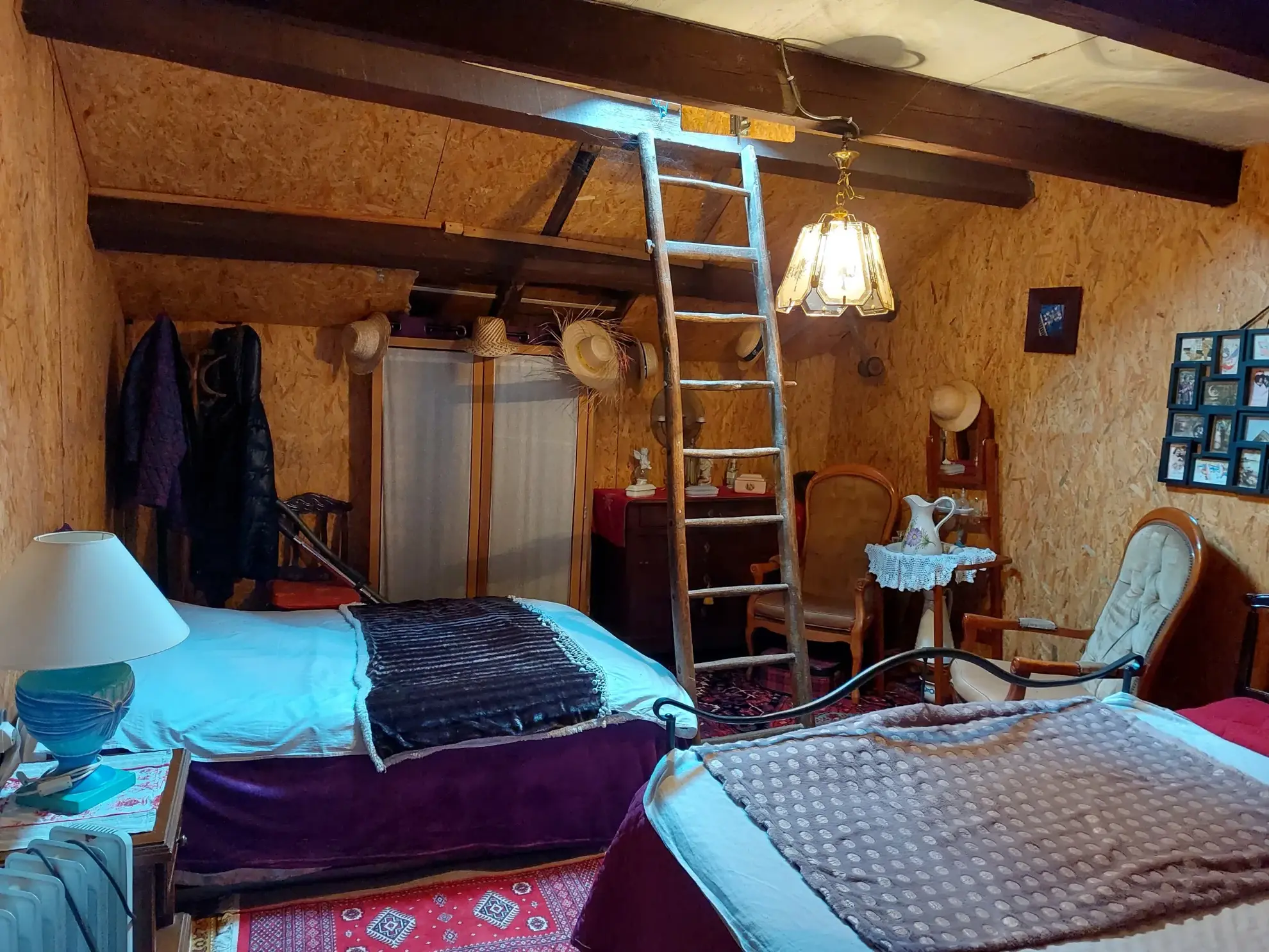 Charmante maison en pierres de 98 m² avec terrasse dans un village du Tarn 