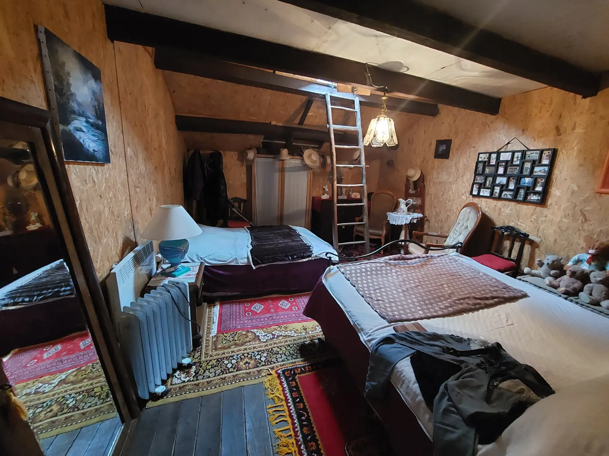 Charmante maison en pierres de 98 m² avec terrasse dans un village du Tarn 
