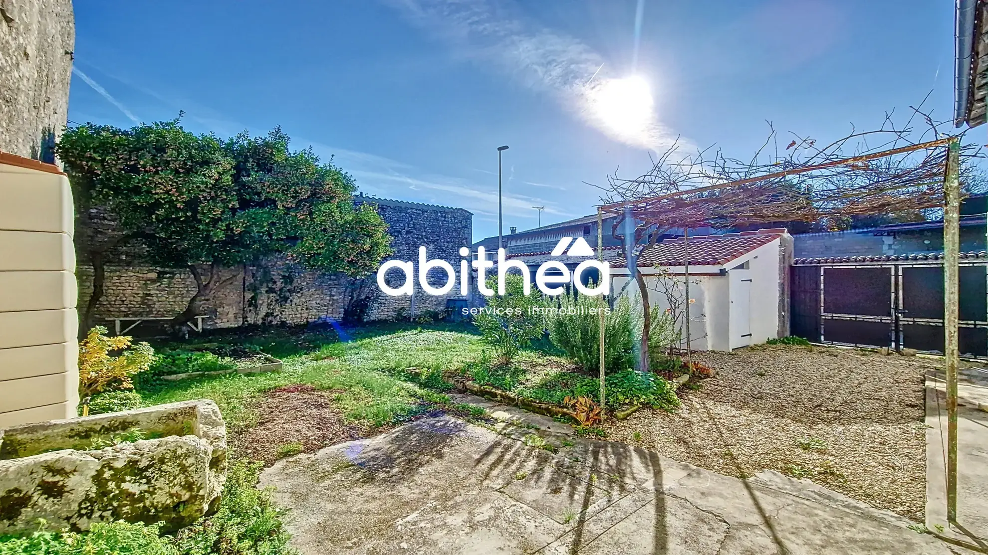 Maison de village rénovée de 87 m² avec suite parentale à Pérignac 