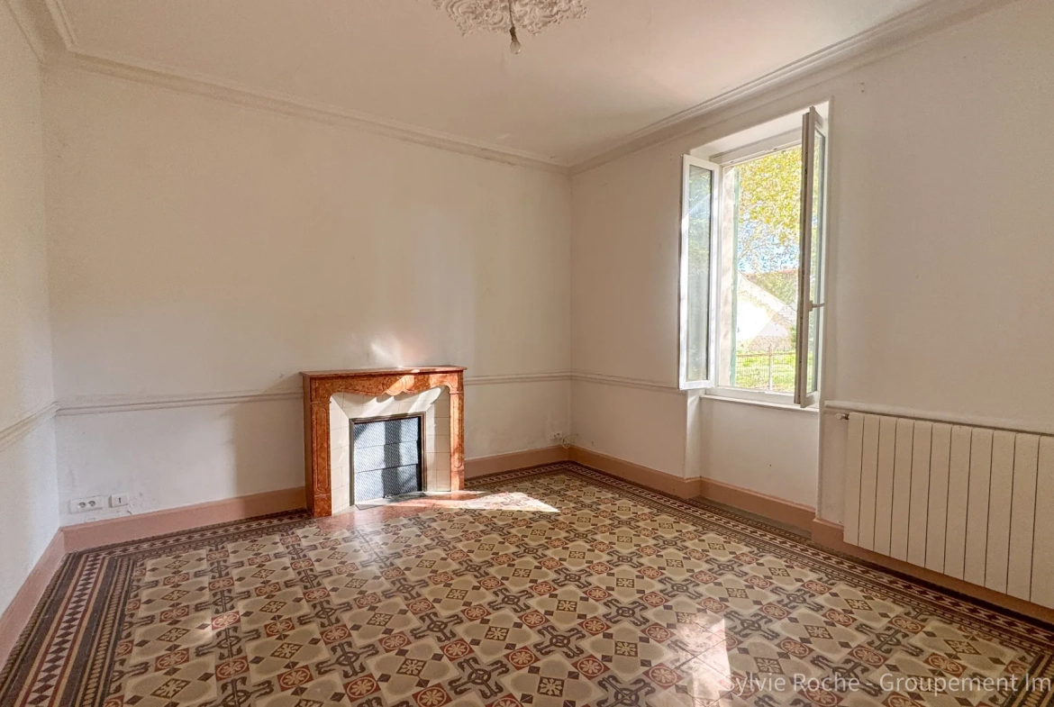 Maison de maître avec jardin à Camaret-sur-Aigues proche d'Orange et Avignon 