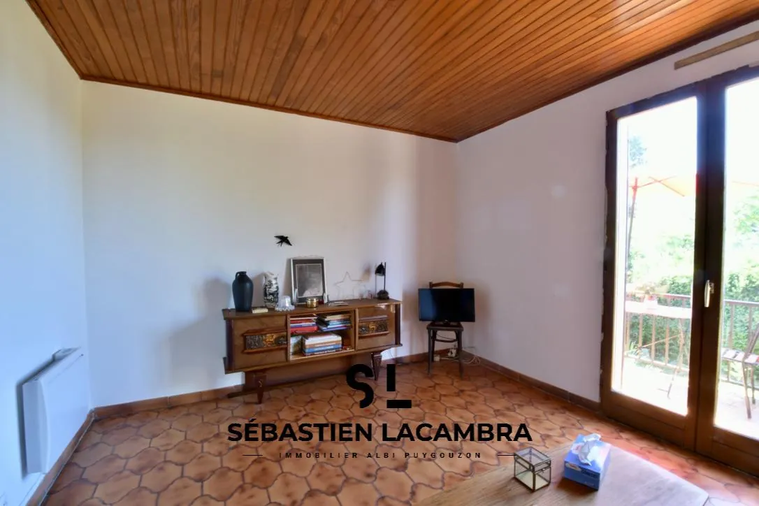 Maison individuelle 3 pièces avec grand terrain et vue imprenable à Saint-Salvi de Carcaves 