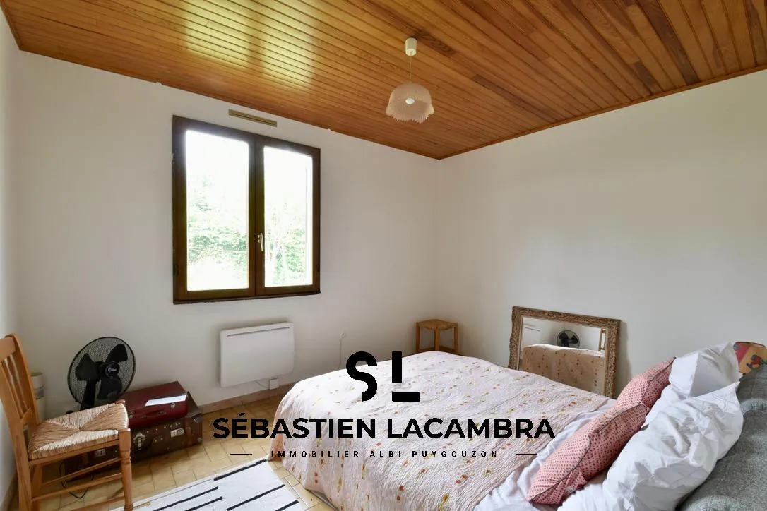 Maison individuelle 3 pièces avec grand terrain et vue imprenable à Saint-Salvi de Carcaves 