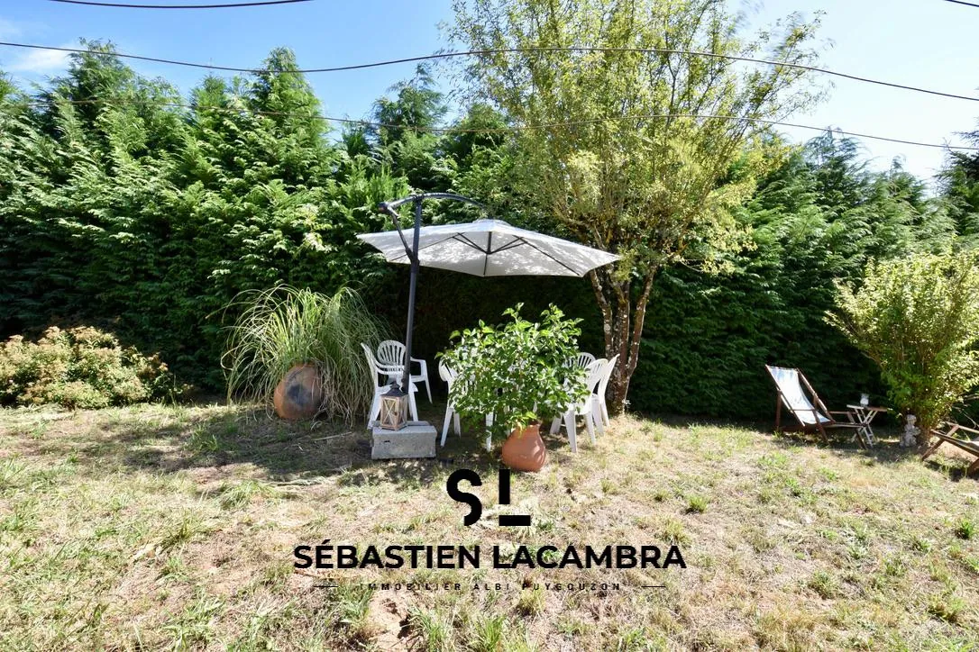 Maison individuelle 3 pièces avec grand terrain et vue imprenable à Saint-Salvi de Carcaves 