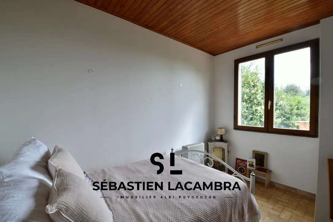 Maison individuelle 3 pièces avec grand terrain et vue imprenable à Saint-Salvi de Carcaves 