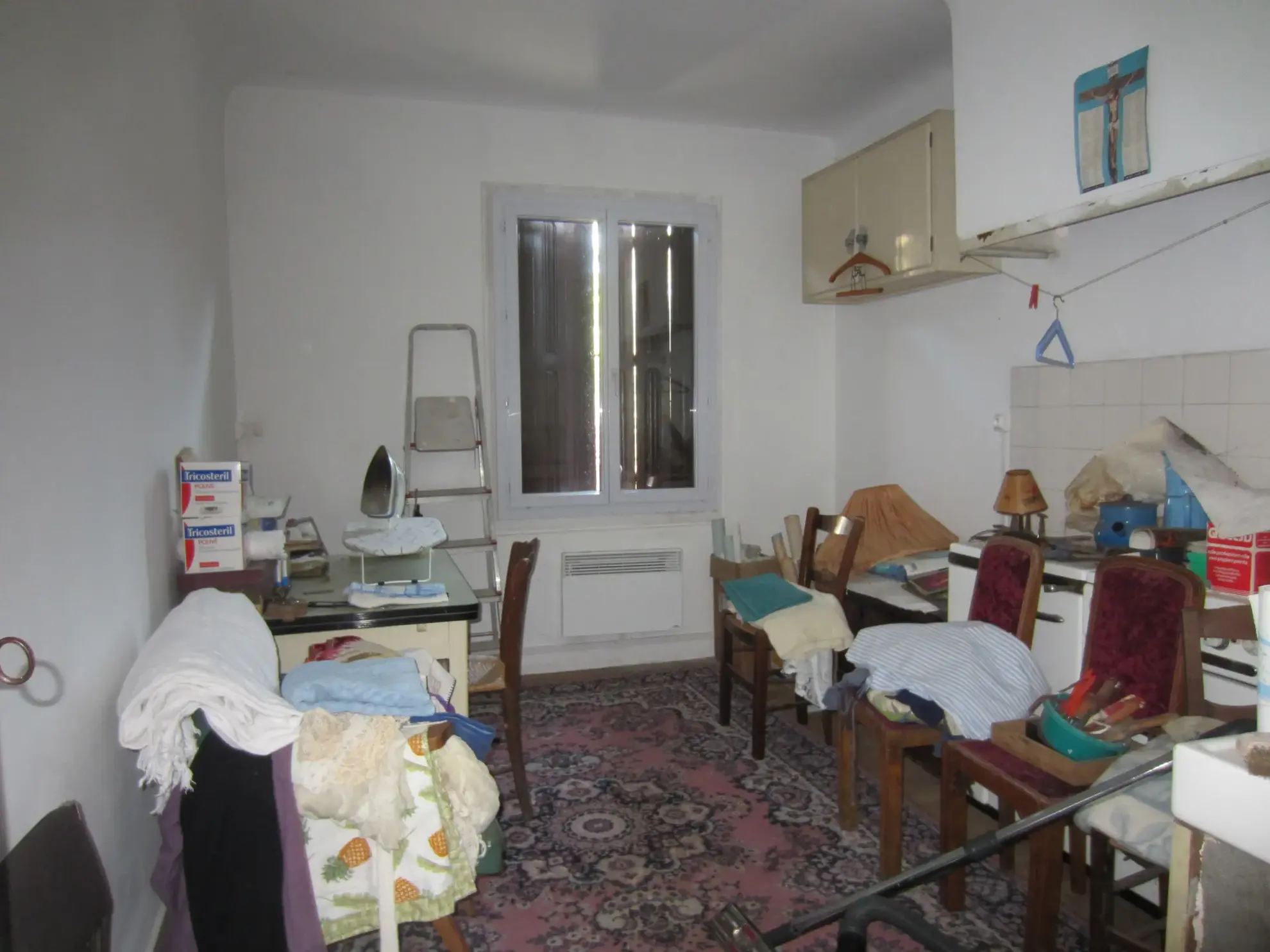 Grande maison de village avec annexes à Audressein proche Castillon 