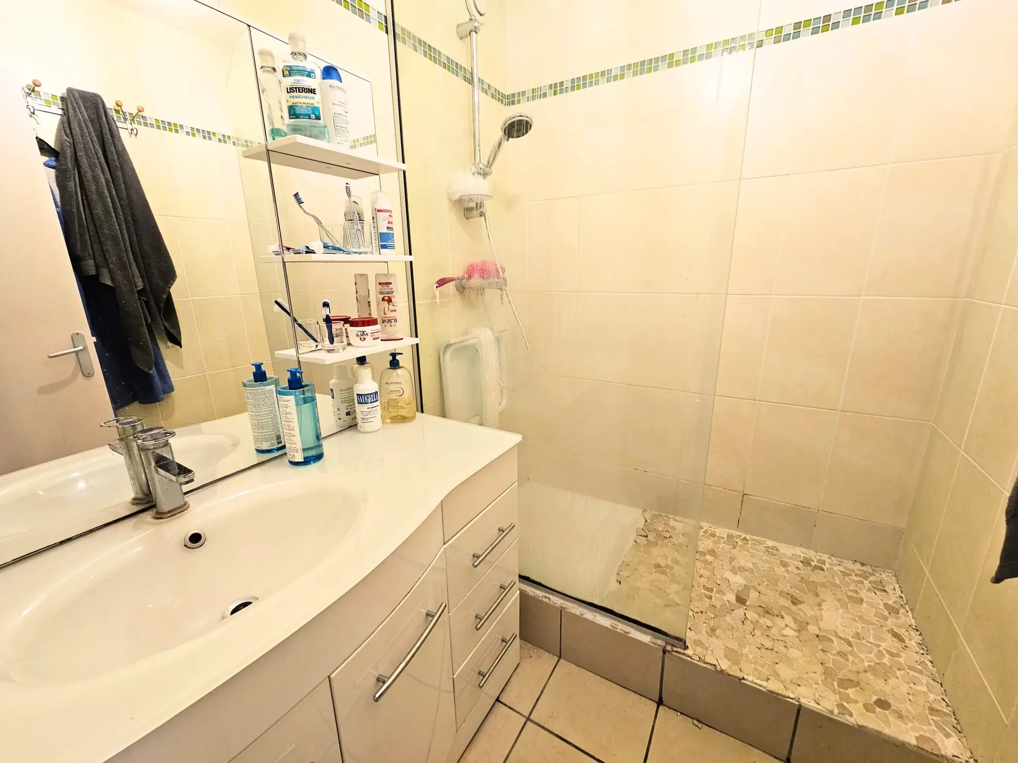 Bel appartement T3 lumineux de 77,91 m² à Roanne, idéalement situé 