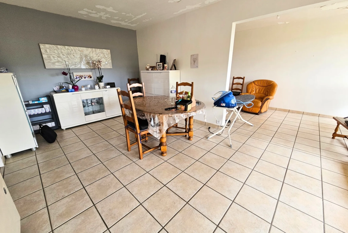 Bel appartement T3 lumineux de 77,91 m² à Roanne, idéalement situé 