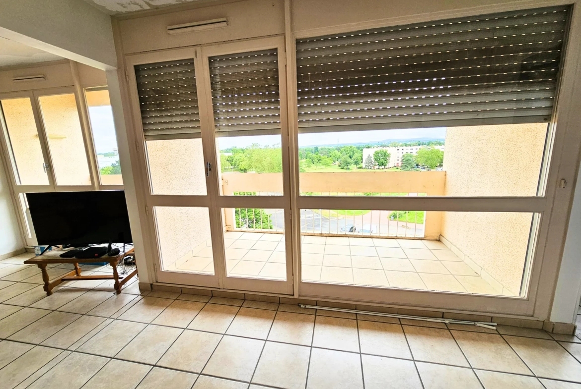 Bel appartement T3 lumineux de 77,91 m² à Roanne, idéalement situé 
