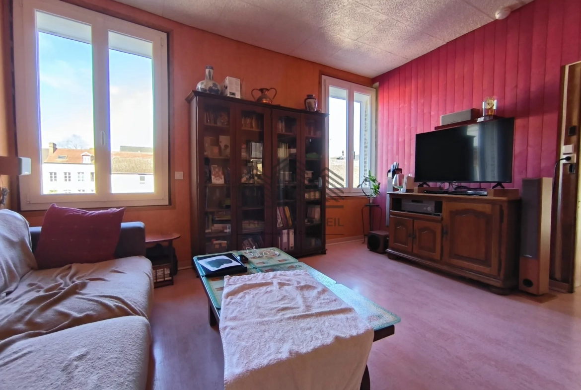 Maison de ville de 142 m² à Caudebec-lès-Elbeuf avec cour et 4 chambres 