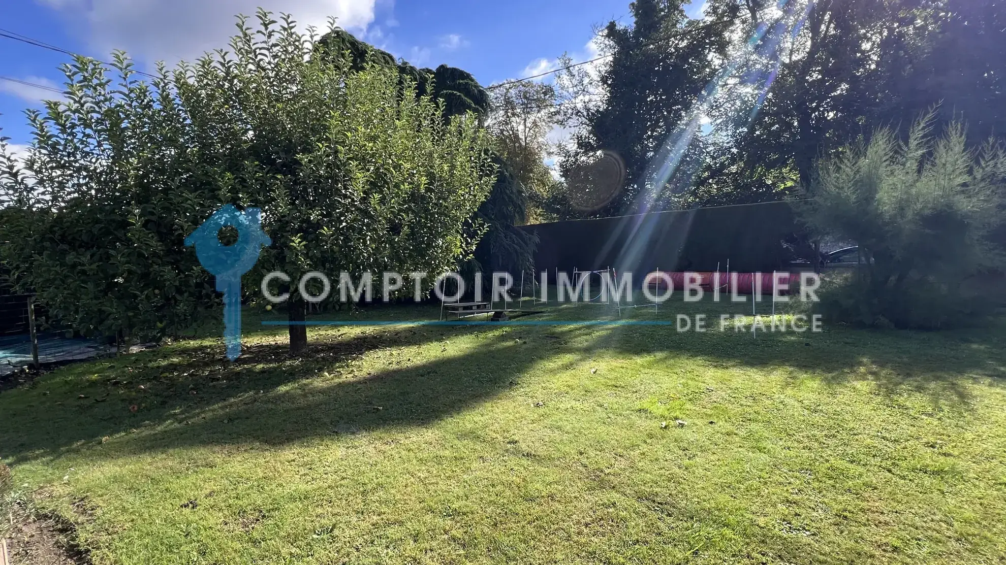 Terrain constructible à D'Huison Longueville - 460 m² avec viabilité sur rue 