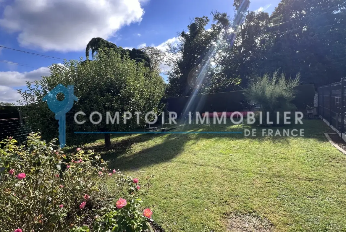 Terrain constructible à D'Huison Longueville - 460 m² avec viabilité sur rue 