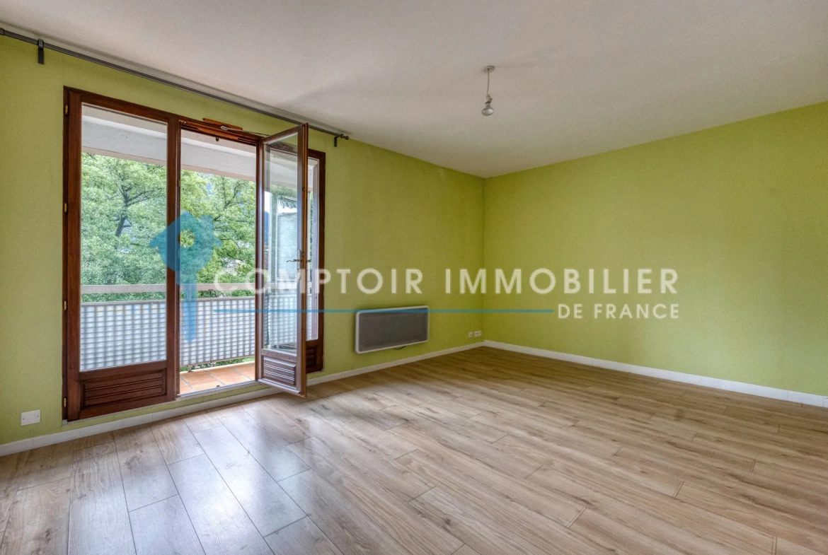 Appartement T4 de 79 m² à Vizille avec balcon, parking et cave, secteur recherché 
