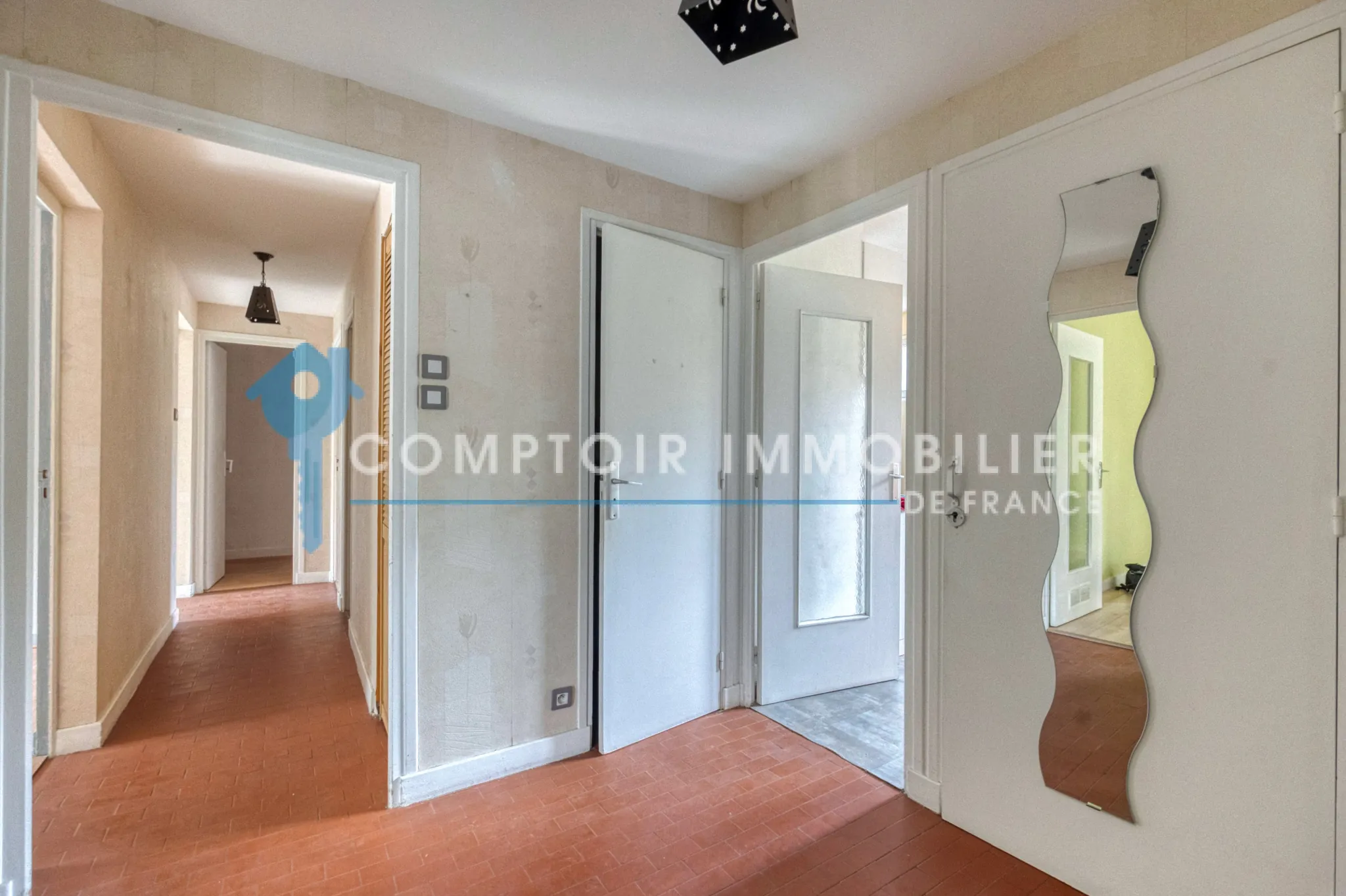 Appartement T4 de 79 m² à Vizille avec balcon, parking et cave, secteur recherché 