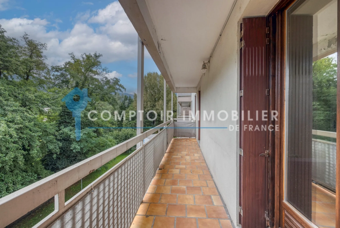 Appartement T4 de 79 m² à Vizille avec balcon, parking et cave, secteur recherché 
