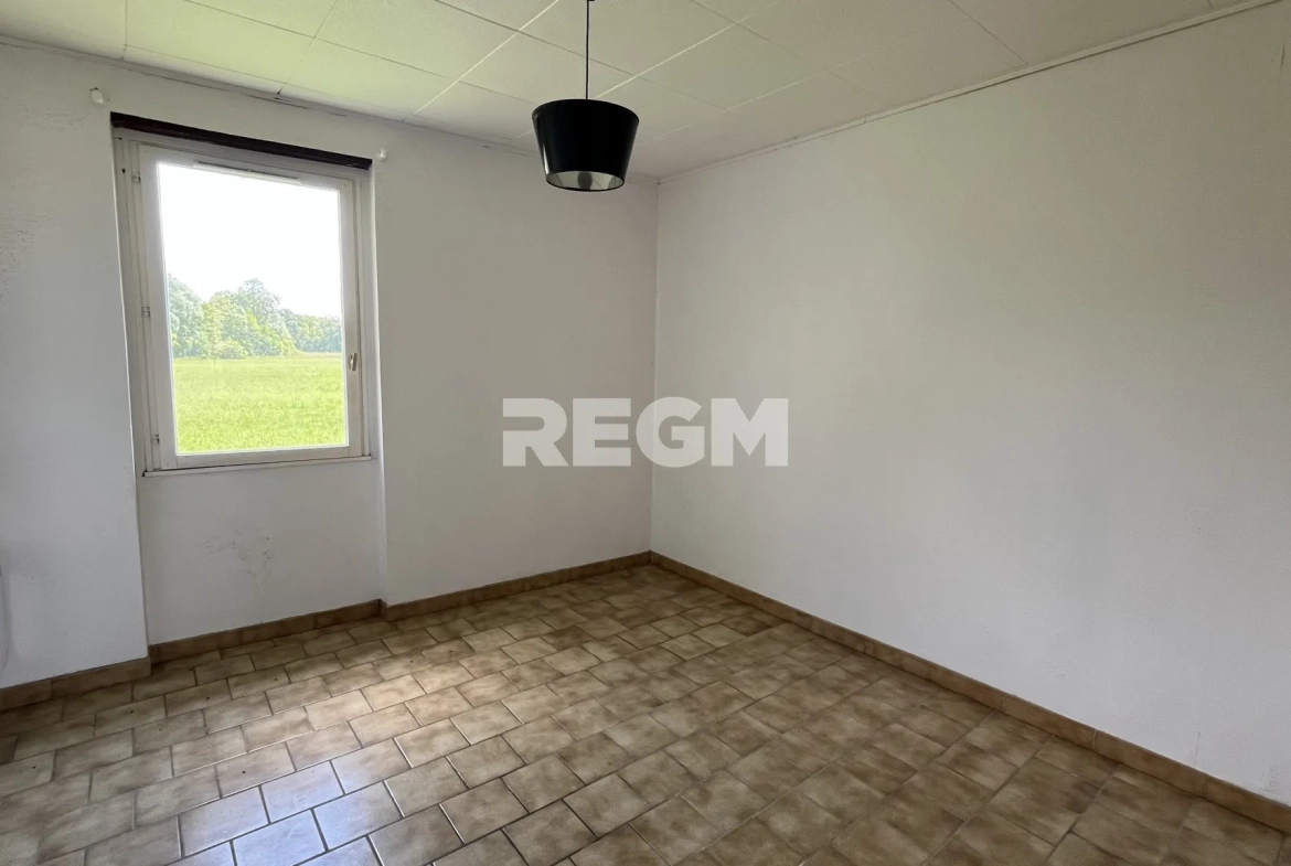 Immeuble de 4 appartements à rénover à Eugénie-les-Bains pour investissement ou résidence principale 