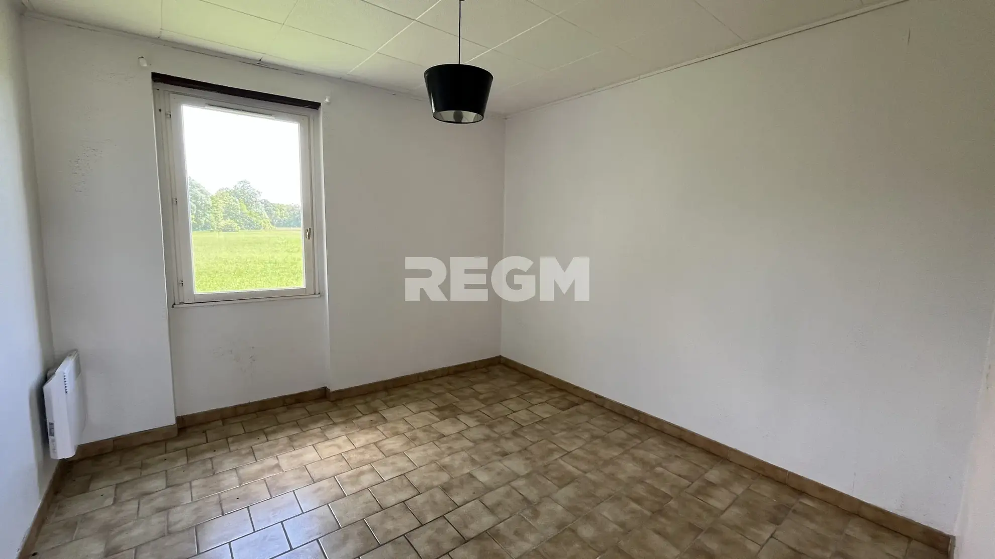 Immeuble de 4 appartements à rénover à Eugénie-les-Bains pour investissement ou résidence principale 