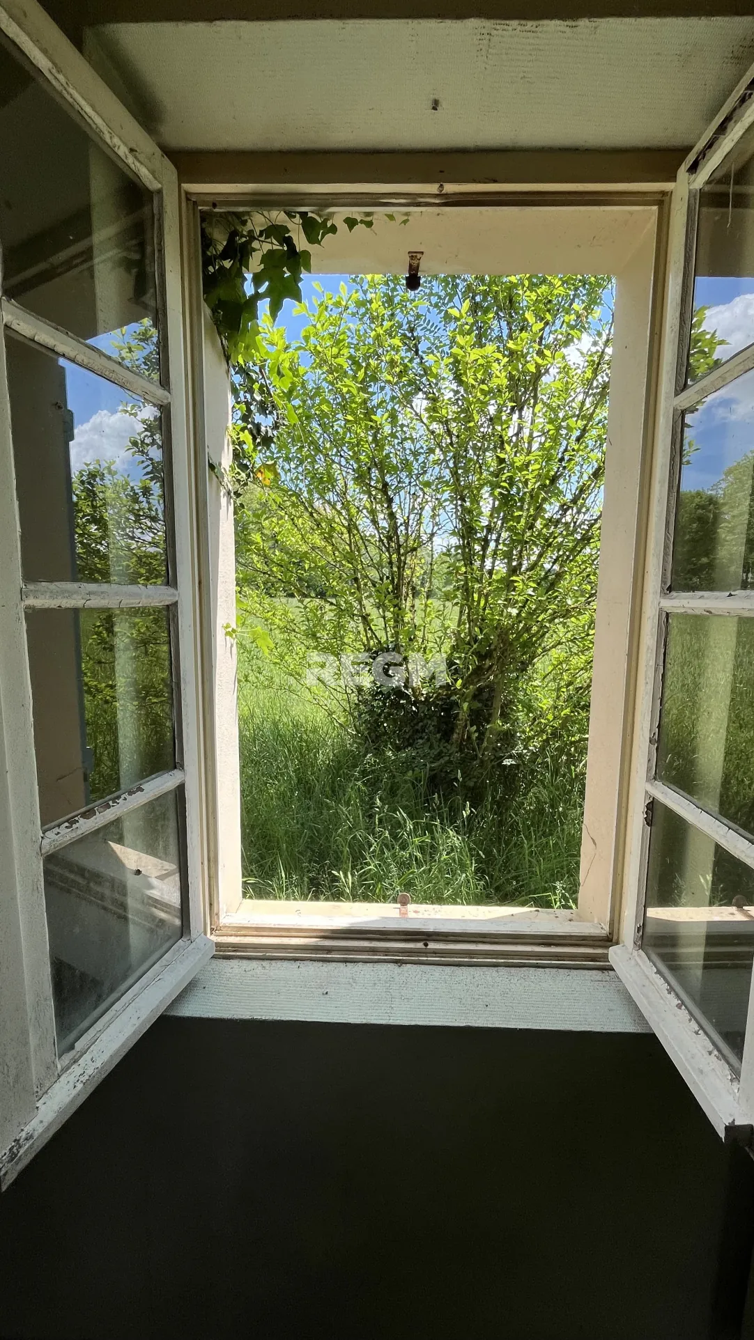 Immeuble de 4 appartements à rénover à Eugénie-les-Bains pour investissement ou résidence principale 