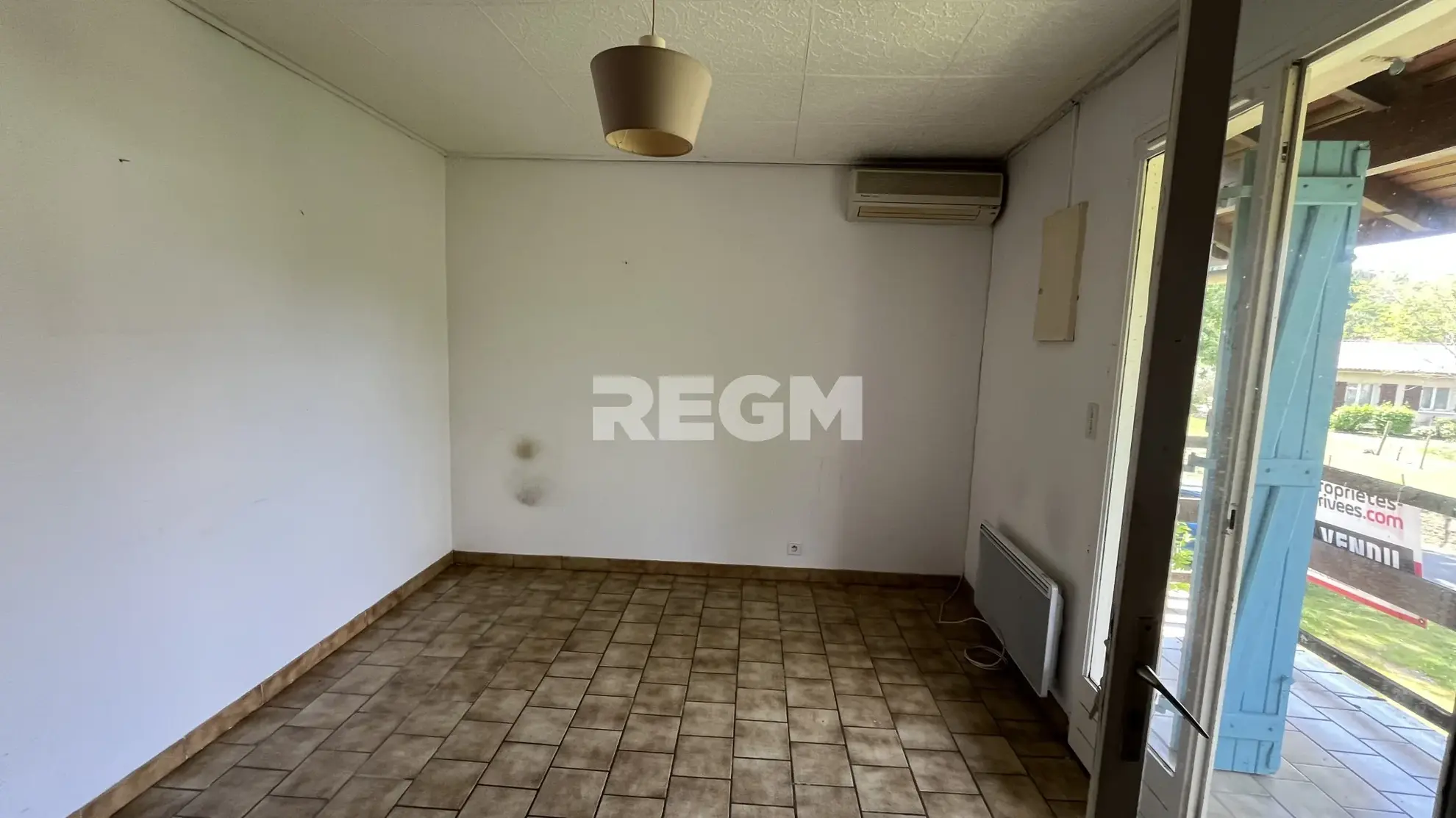 Immeuble de 4 appartements à rénover à Eugénie-les-Bains pour investissement ou résidence principale 