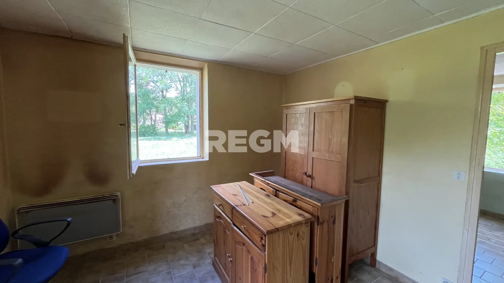 Immeuble de 4 appartements à rénover à Eugénie-les-Bains pour investissement ou résidence principale 
