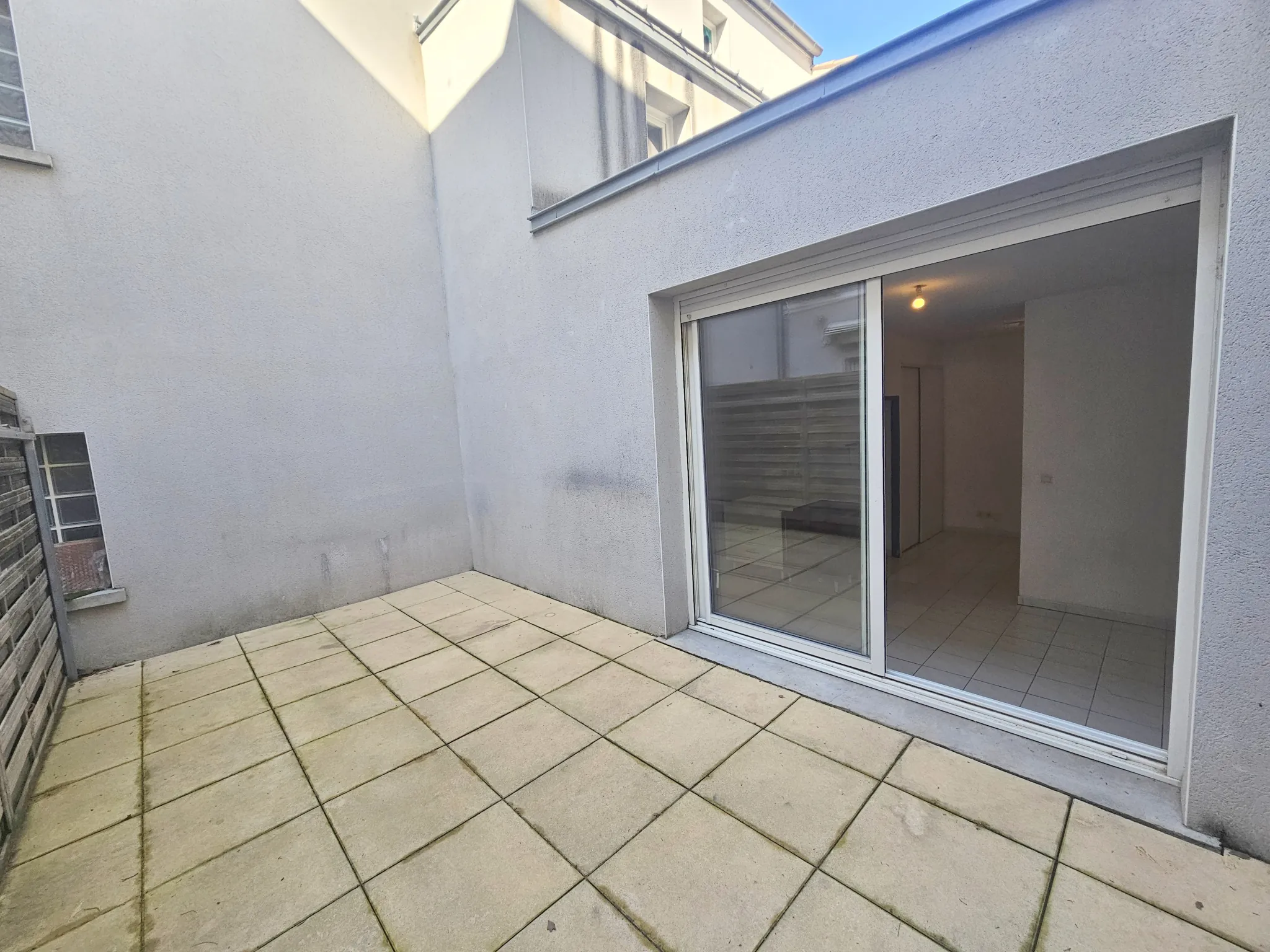 Appartement T2 de 31 m² avec terrasse et parking à Montpellier 
