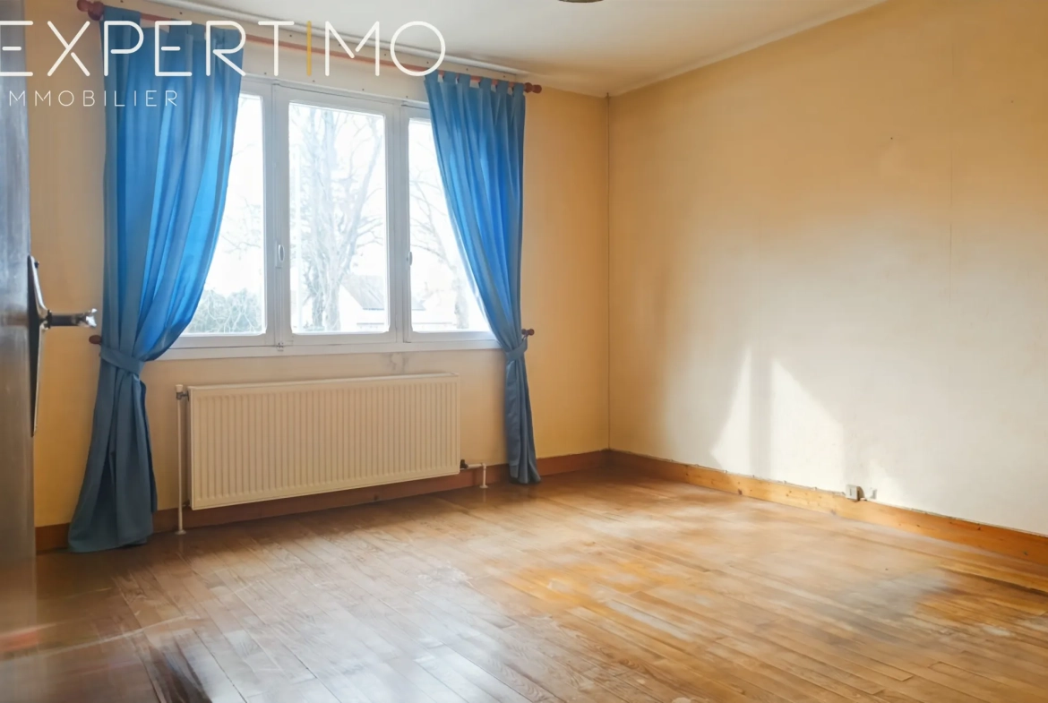Maison 4 chambres avec sous-sol complet au cœur de la ville 