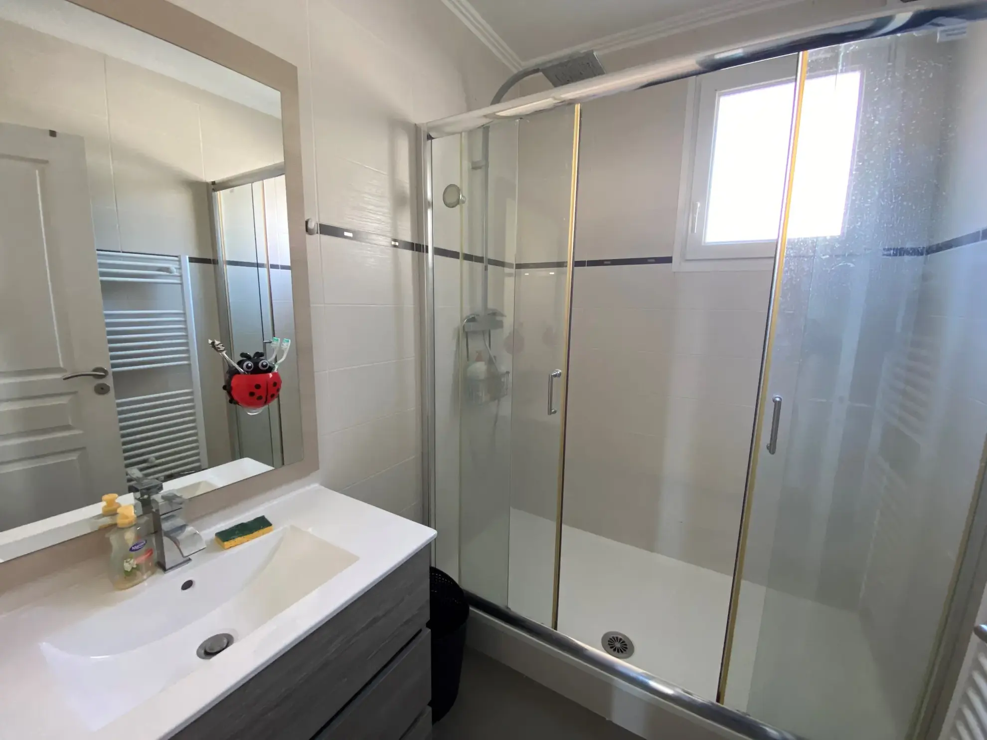 Maison 3 chambres rénovée à Viry-Châtillon centre-ville 