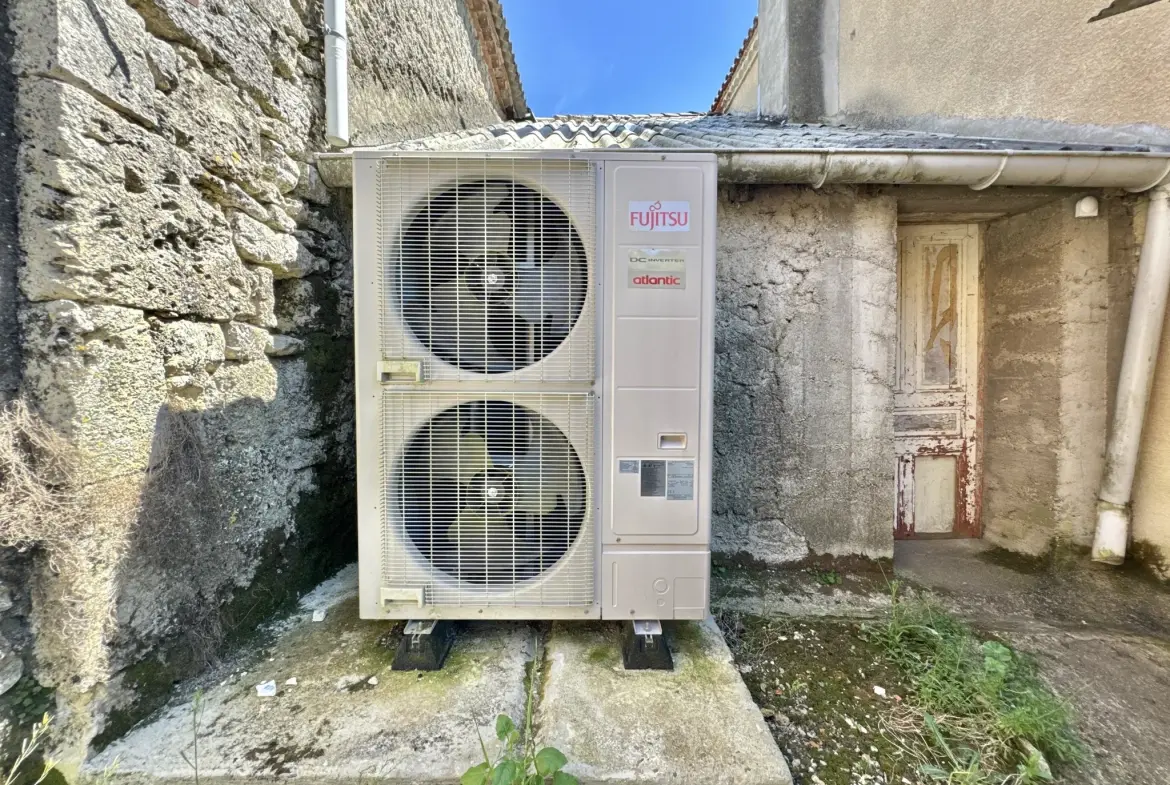 Grande ferme familiale avec dépendances, idéalement située à Brassac en Tarn-et-Garonne 