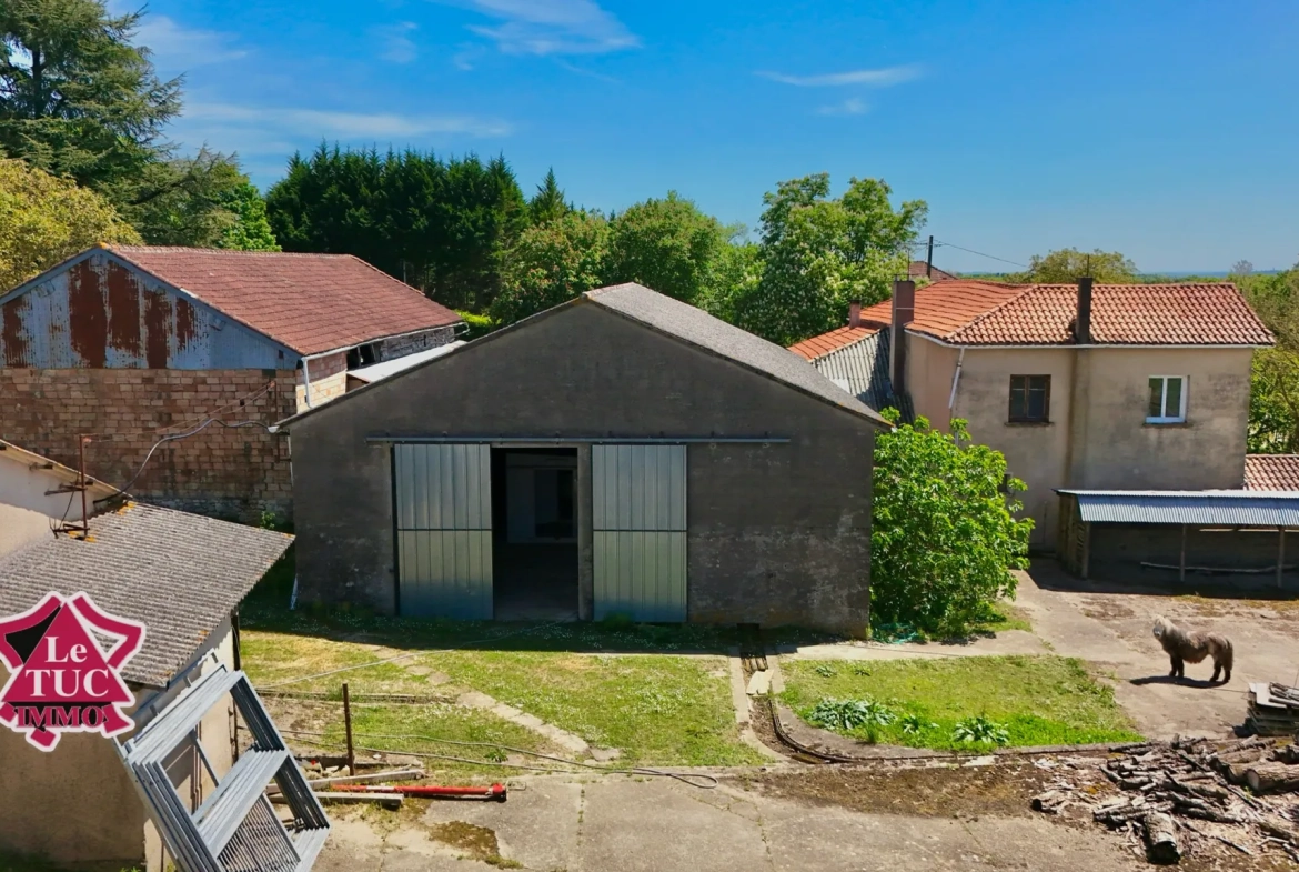 Grande ferme familiale avec dépendances, idéalement située à Brassac en Tarn-et-Garonne 