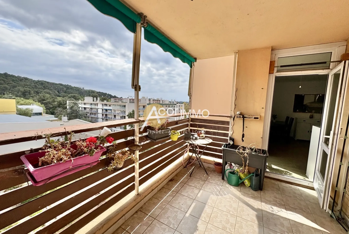 Appartement T4 de 85 m² avec terrasse en vente à La Valette-du-Var 