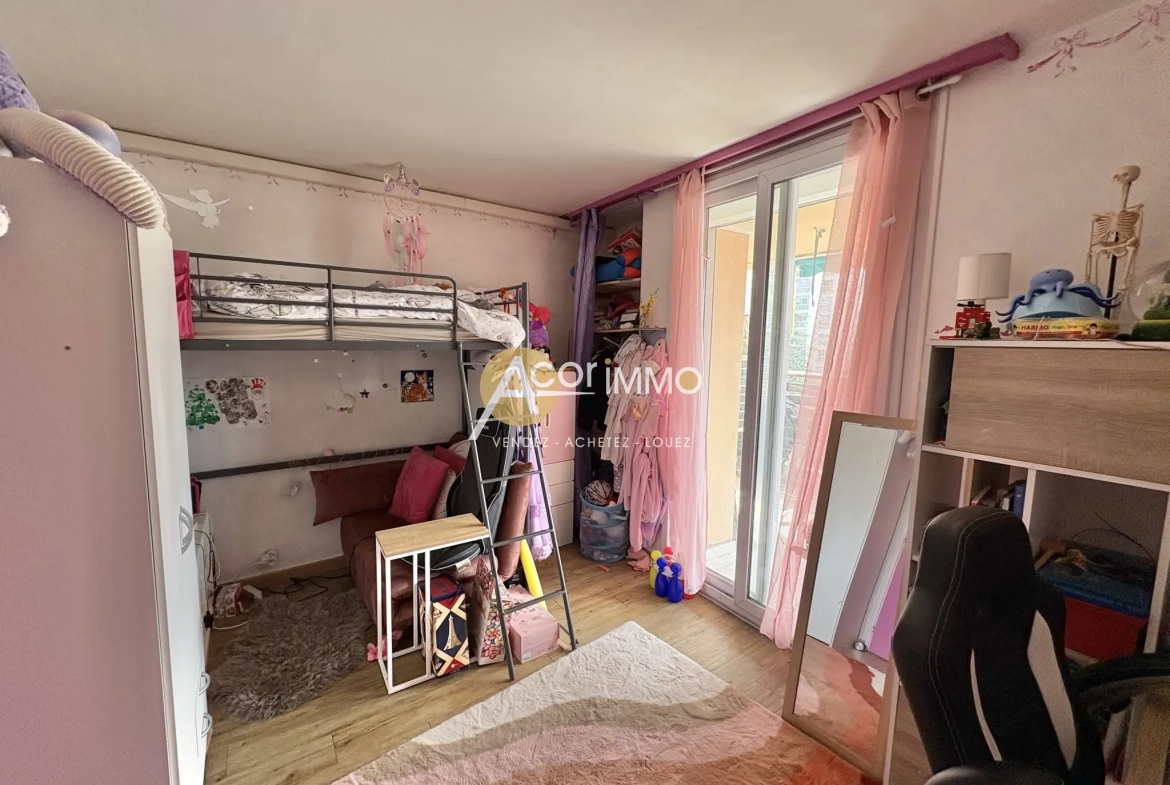 Appartement T4 de 85 m² avec terrasse en vente à La Valette-du-Var 