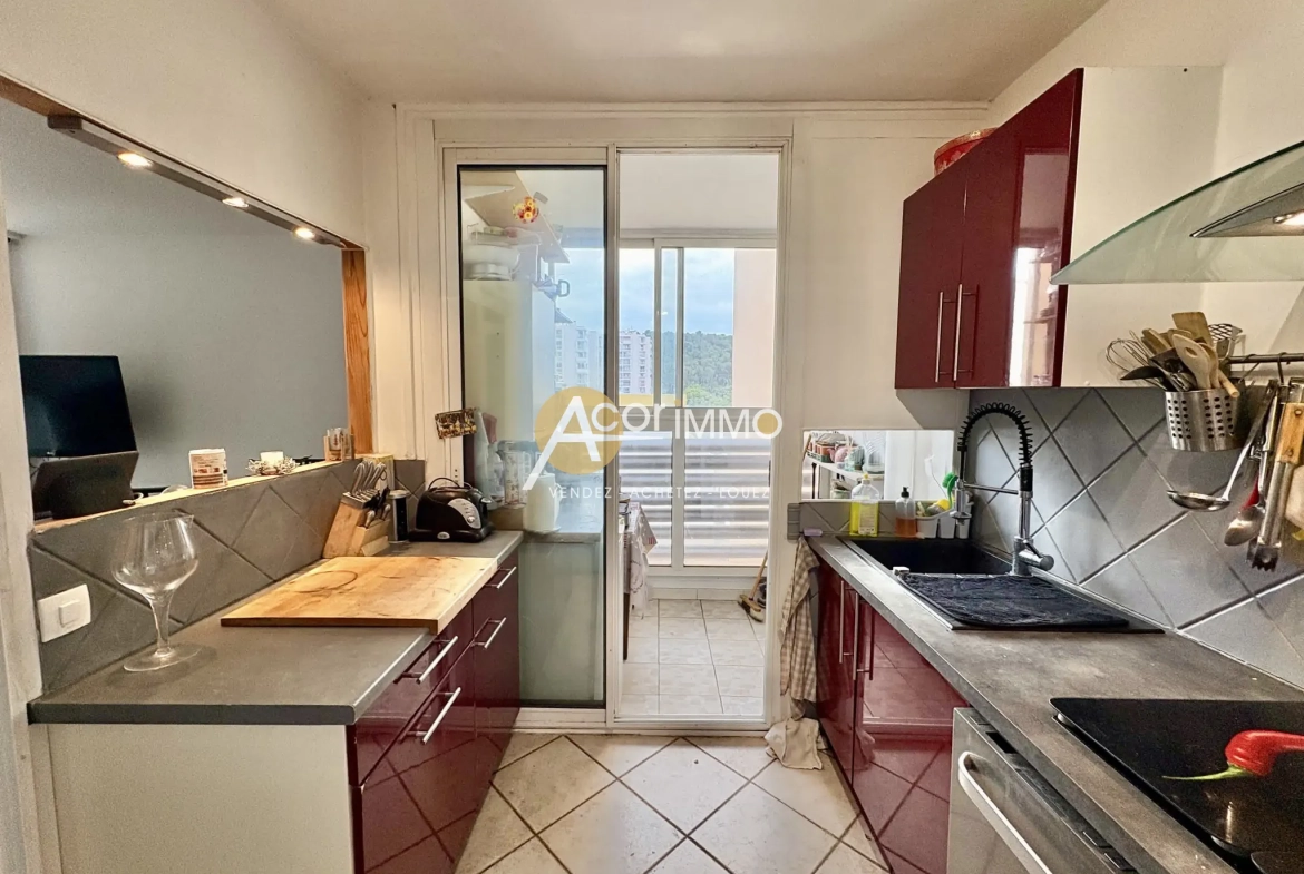 Appartement T4 de 85 m² avec terrasse en vente à La Valette-du-Var 