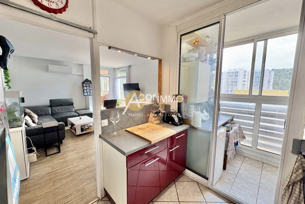 Appartement T4 de 85 m² avec terrasse en vente à La Valette-du-Var 