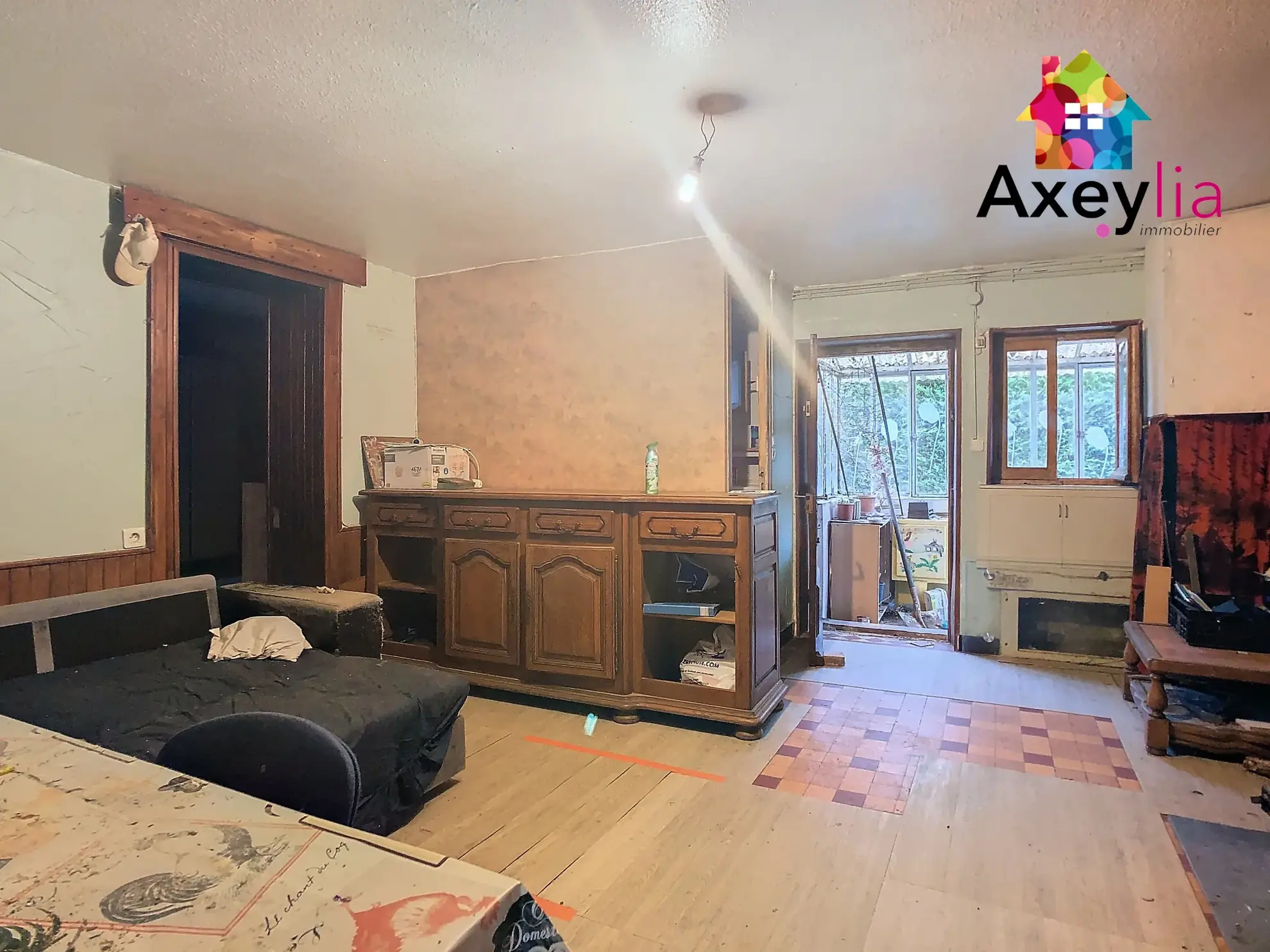 Maison à rénover à Curdin avec terrain de 950 m² - Opportunité à saisir 