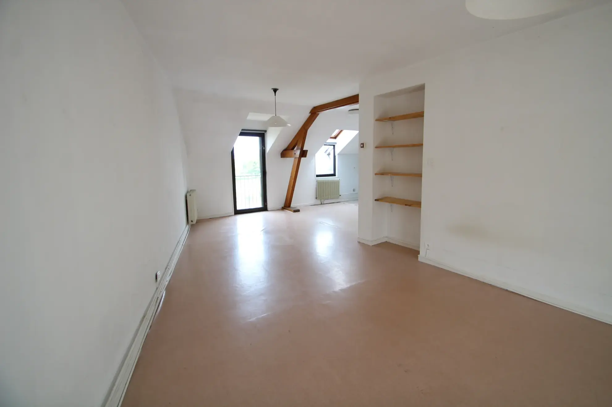 Maison spacieuse à Bourbon Lancy proche commerces et écoles - 174 m² 