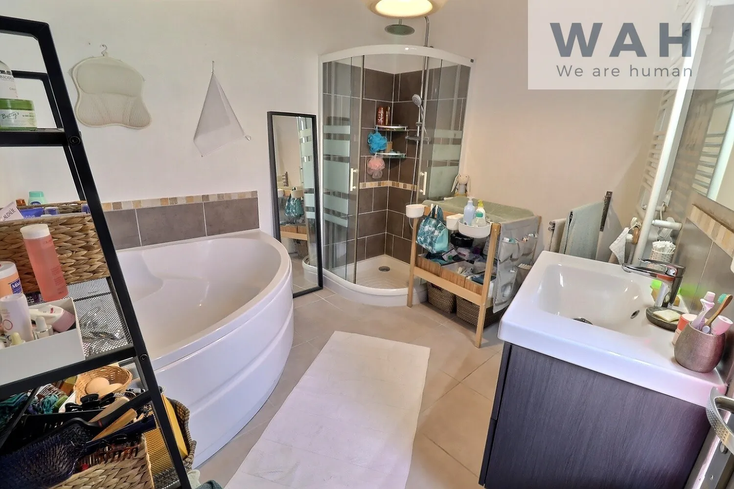 Vente maison de village de 140 m² avec studio, cour et garage à Cabrières 