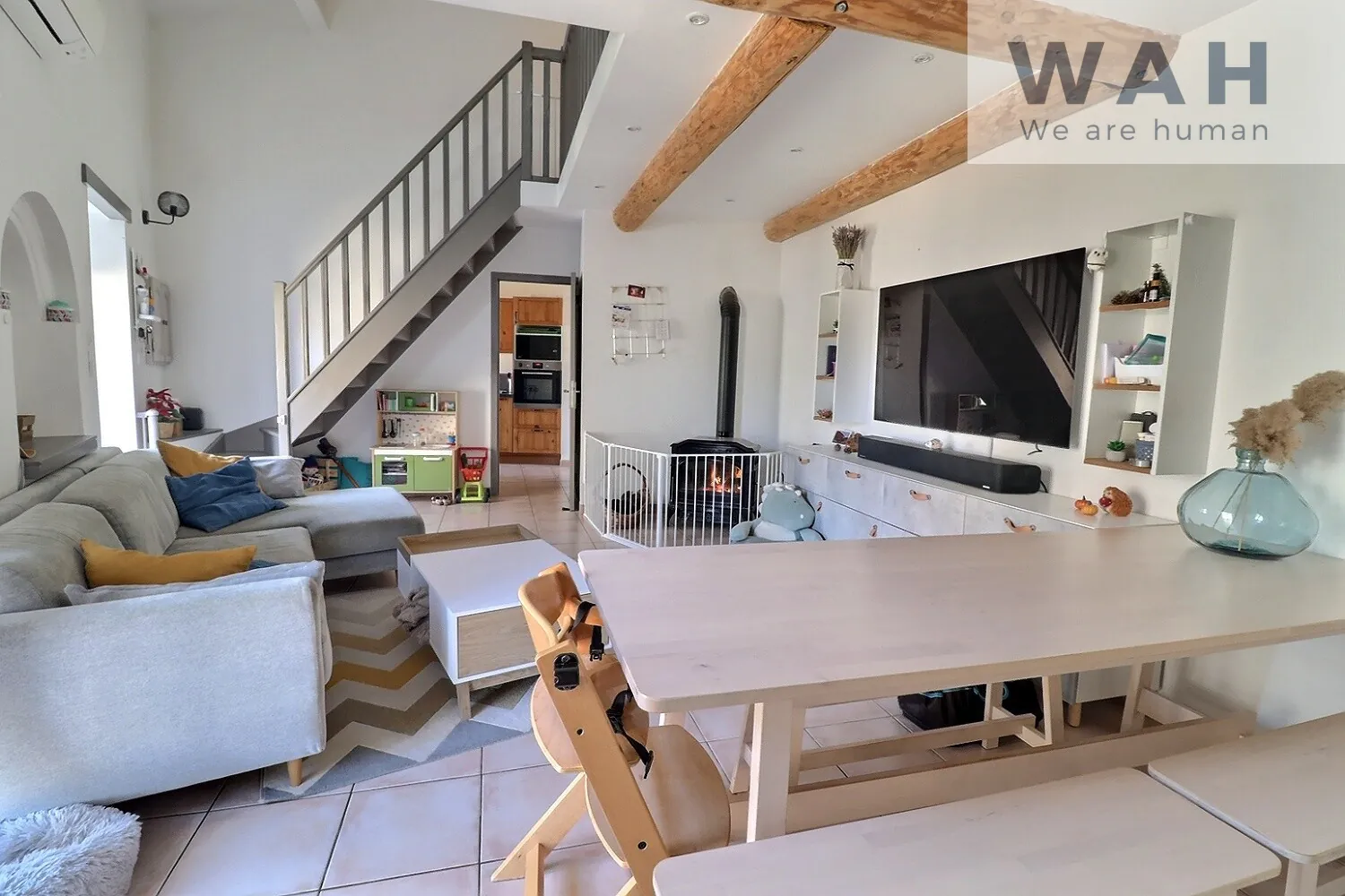 Vente maison de village de 140 m² avec studio, cour et garage à Cabrières 