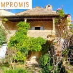 Magnifique maison ancienne à 10 minutes d'Uzès avec terrain et dépendances