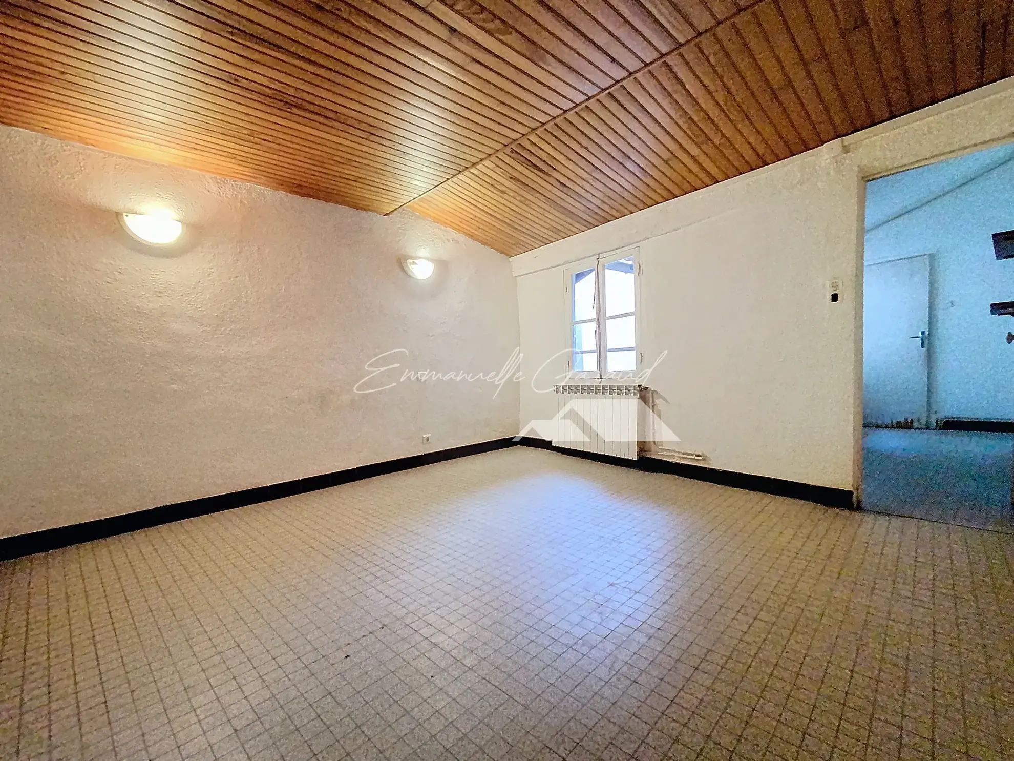 Appartement T2 avec pièce annexe de 24 m² à Millau, centre-ville 